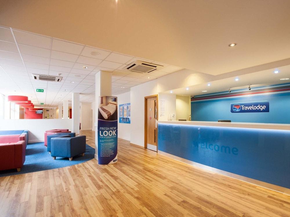 Travelodge Manchester Central Экстерьер фото